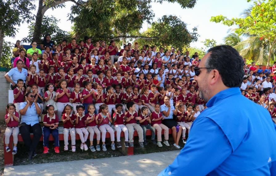 Inefi impacta en cuatro centros educativos de la provincia Espaillat