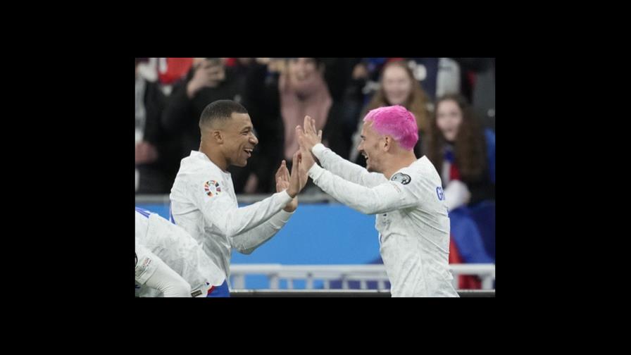 Mbappé responde por Francia en su primer juego como capitán Mbappé responde por Francia en su primer juego como capitán