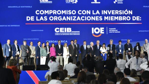Empresarios hablan de pacto comercial, alianzas, inversión limpia y trabajo justo