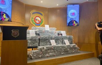Incautan 436 paquetes de drogas escondidos en un isotanque en el puerto Caucedo