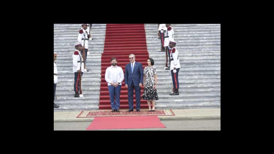 Presidente de Chile visita a Luis Abinader en el Palacio Nacional