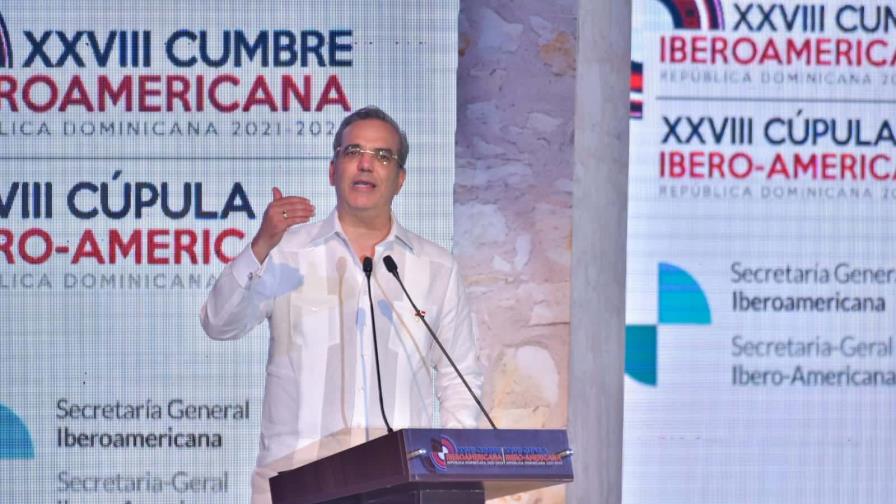 En inauguración de Cumbre Iberoamericana, Abinader llama a repensar el sistema financiero global