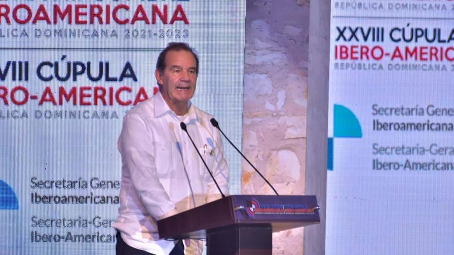 La cumbre de Santo Domingo está centrada en las personas, afirma Allamand