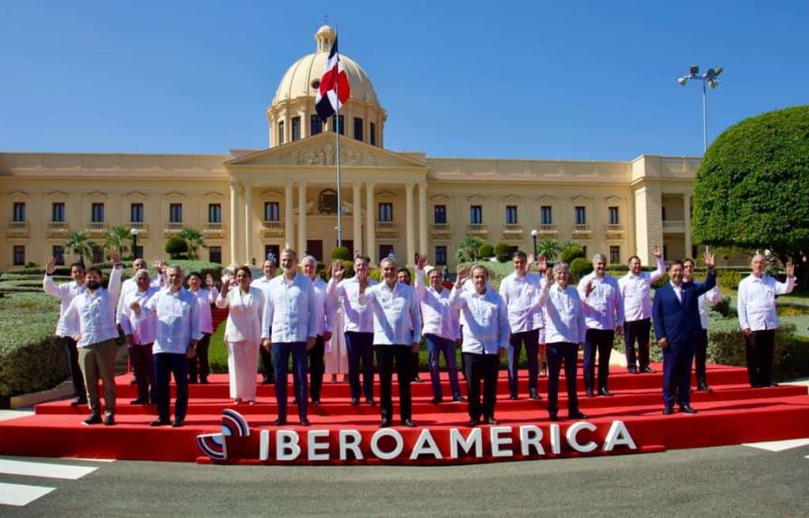 Dignatarios hacen receso en plenaria de Cumbre Iberoamericana