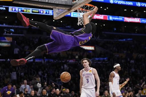 Davis domina con 37 puntos en victoria de los Lakers