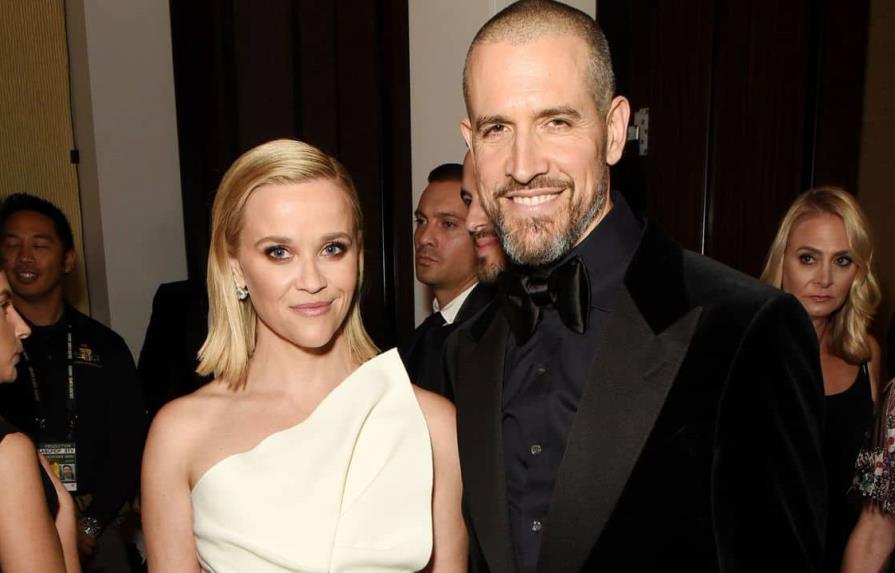 Reese Witherspoon y su esposo Jim Toth anuncian divorcio, tras 12 años de matrimonio
