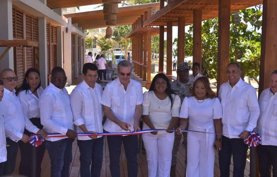 Gobierno inaugura obras turísticas en Guayacanes; invierte más de RD$143 millones