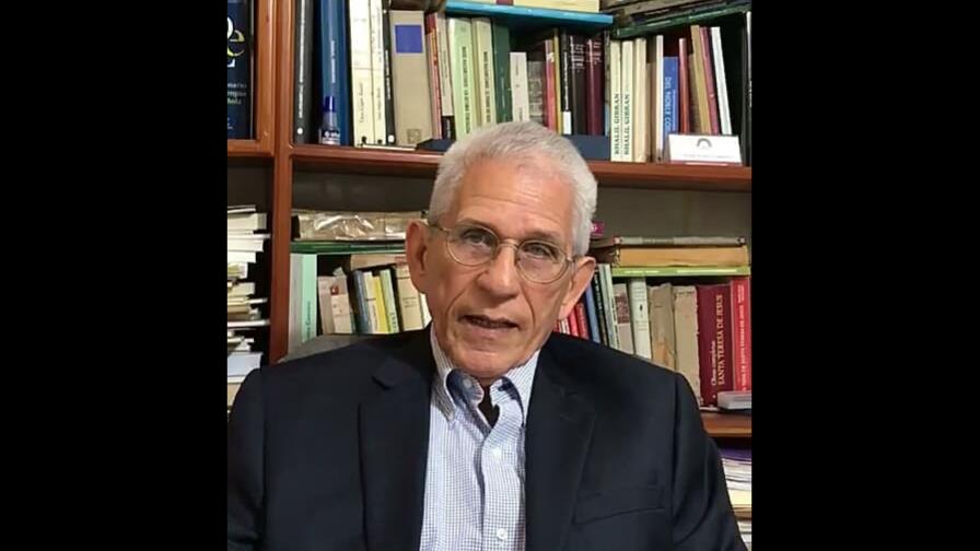 Bruno Rosario Candelier participará en la IX edición del Congreso Internacional de la Lengua Española