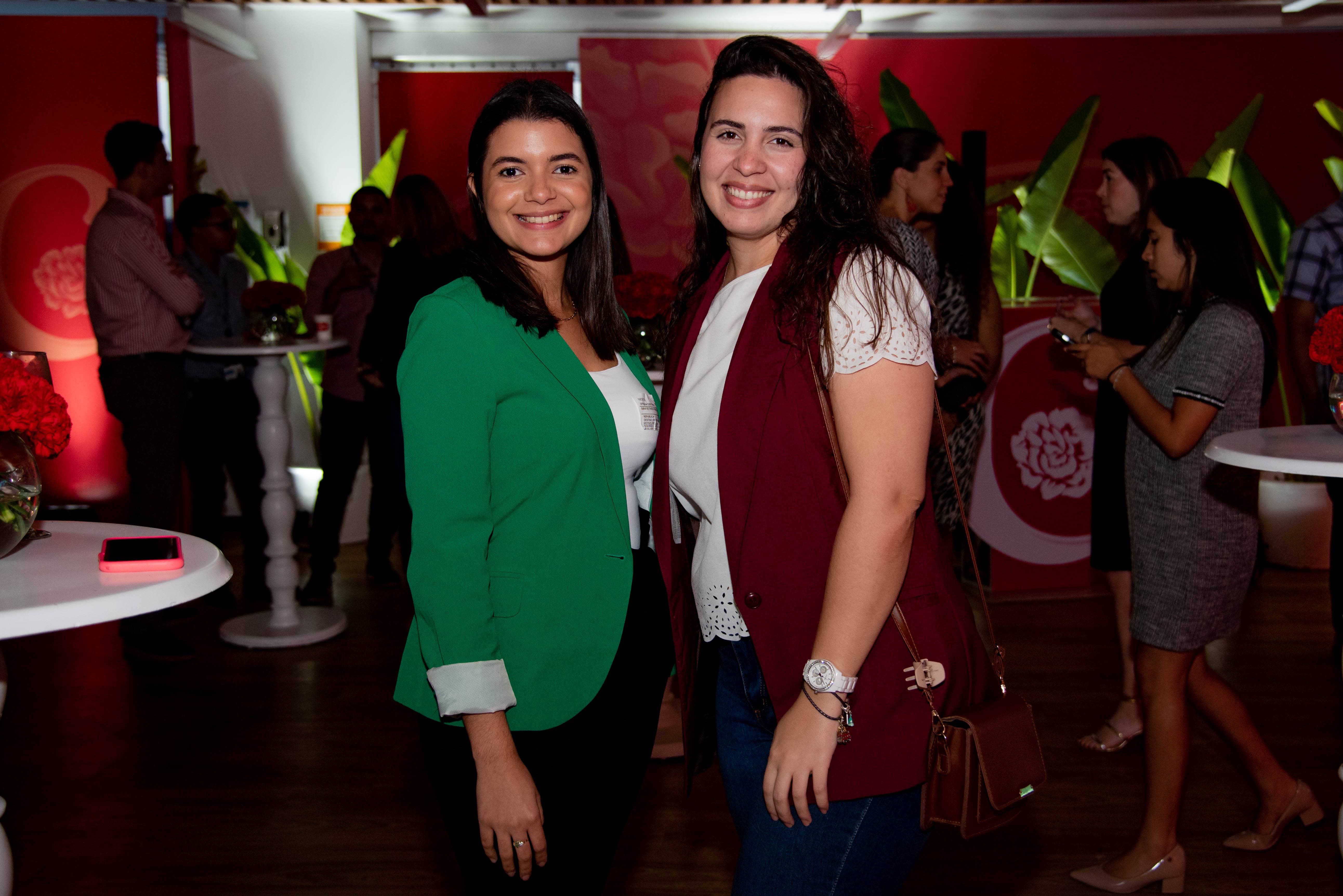 Sara Pérez y María Beras.