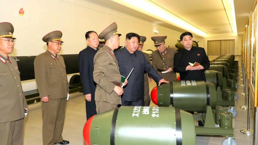 Kim Jong-un urge aumentar producción de material nuclear