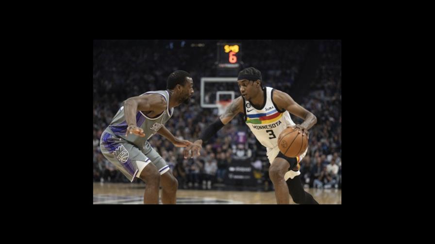 Timberwolves ganan sin el lesionado Towns y retrasan la fiesta de los Kings