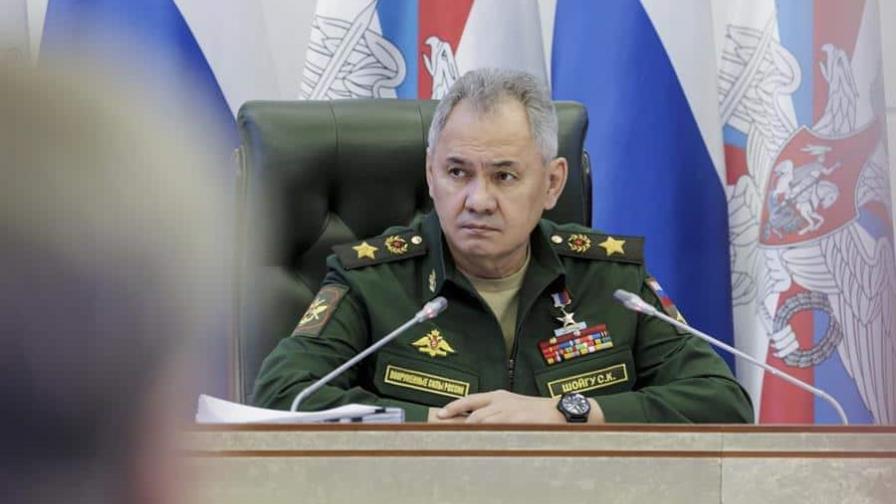 Ministro de Defensa ruso supervisa la marcha de la producción de armamento