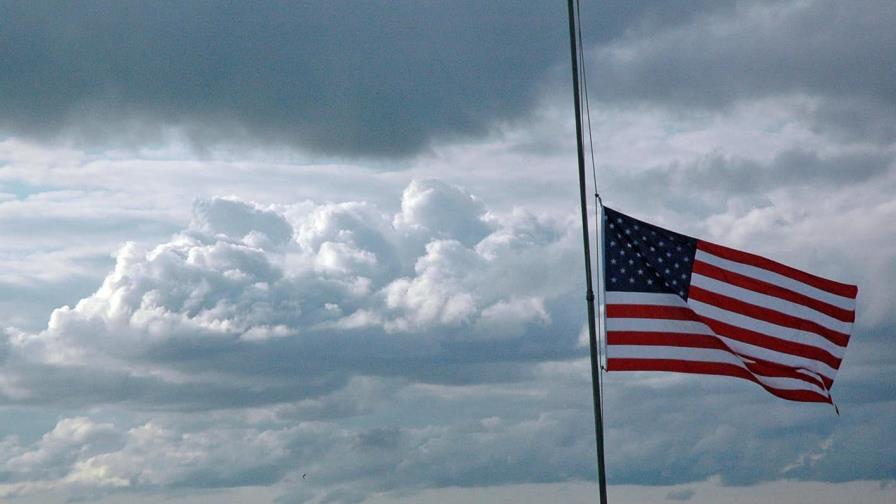 Las banderas de EE.UU. ondearán a media asta por el tiroteo de Nashville