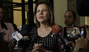 Margarita Cedeño analiza, ante supuesta "poli-crisis", exhortar a los principales líderes a buscar consensos