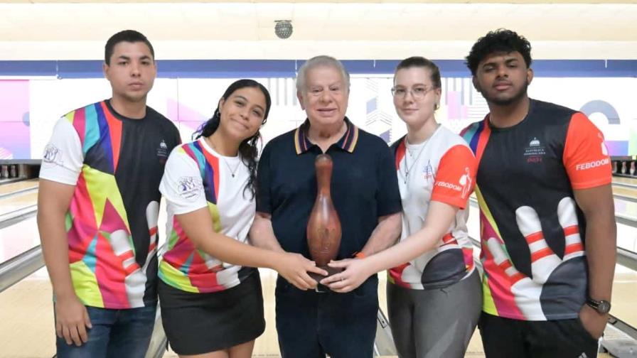 Equipos avanzan a la final de la Copa Intercolegial de Boliche