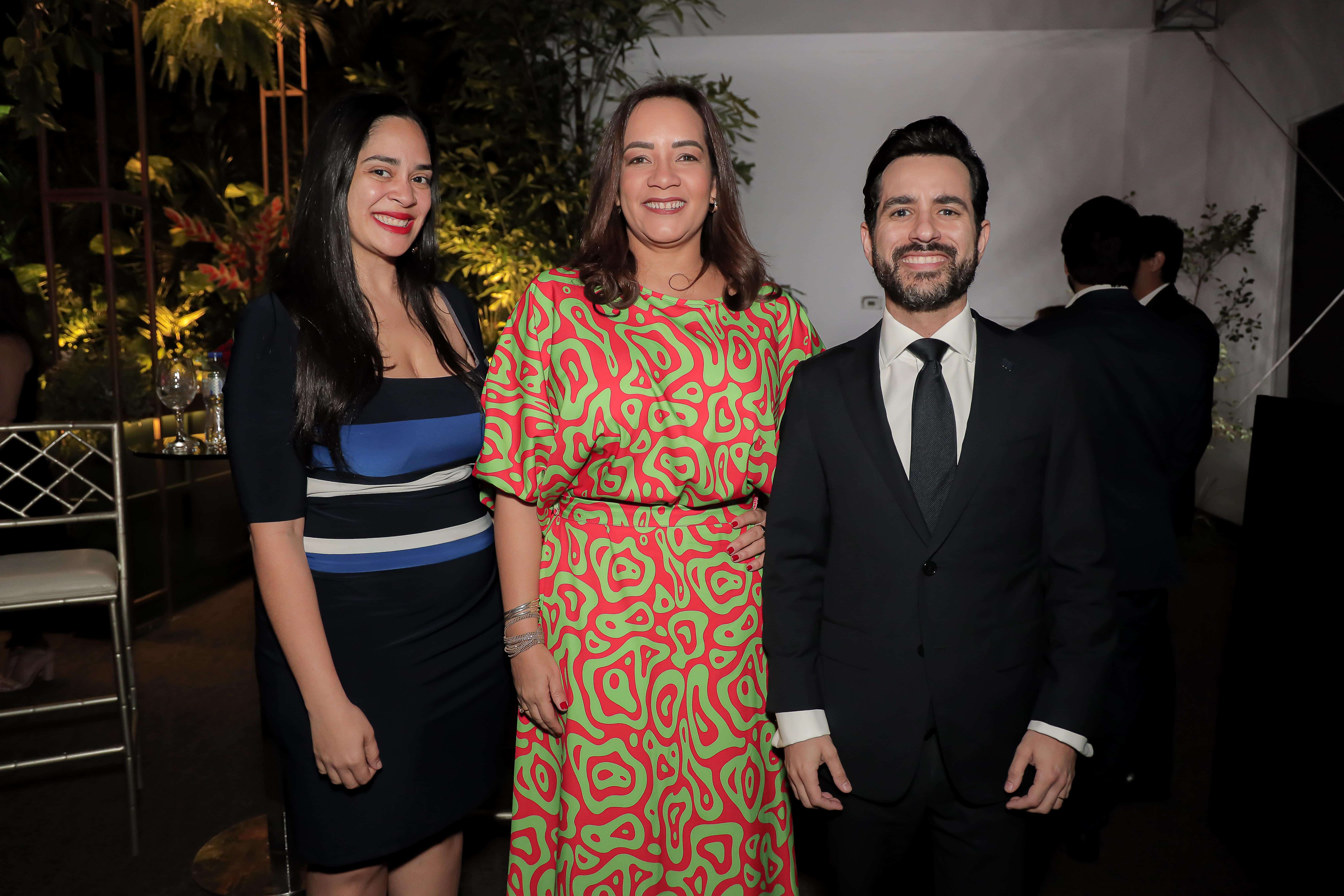 Gina Liriano, Mónica Rojas y Manuel José Matos.