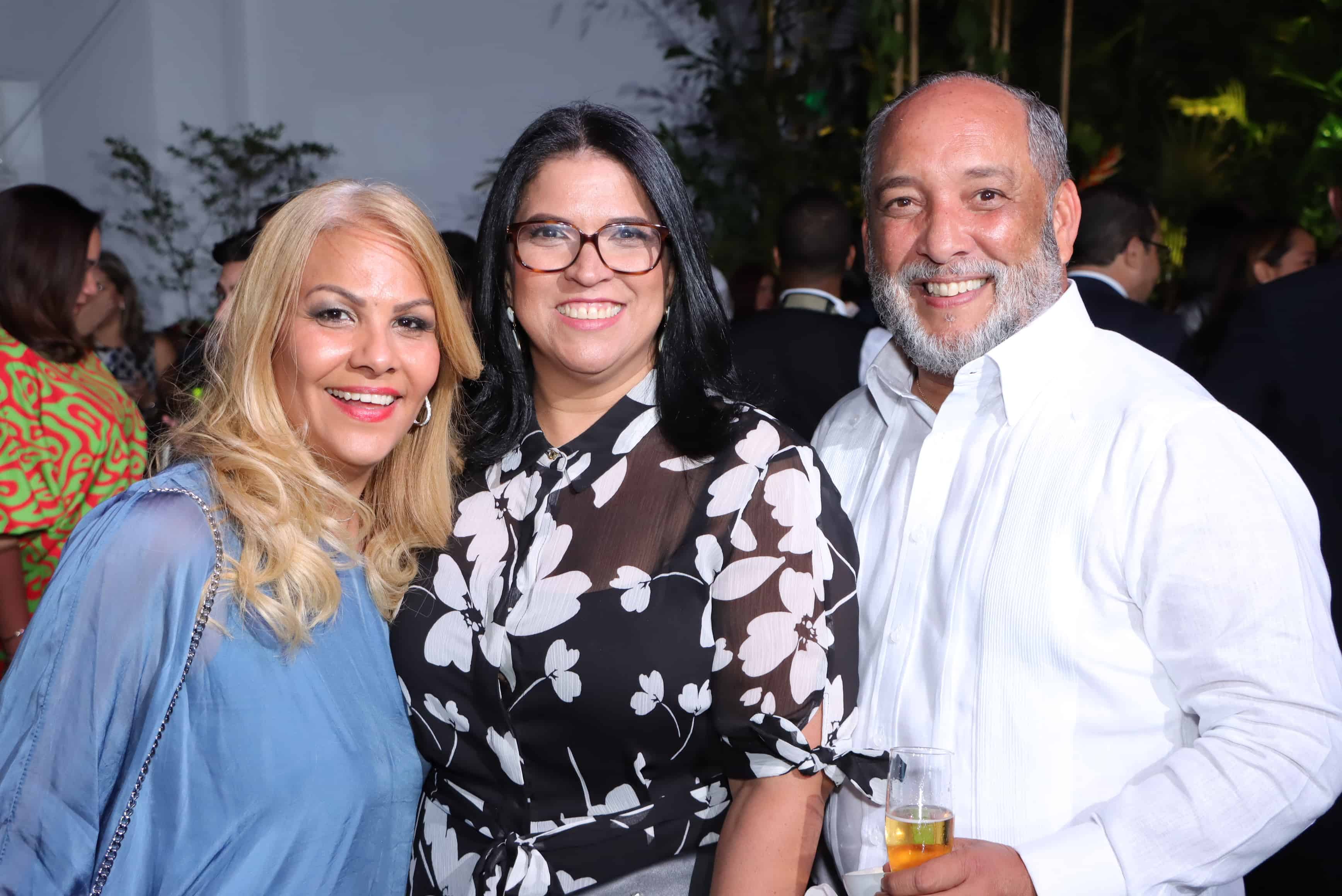 Juana María Garrido, Virna Fondeur y Jorge Guererro