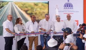 Gobierno entrega en Santiago ampliación de la avenida Circunvalación Norte
