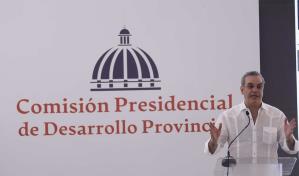 Abinader: "Estamos ara&ntilde;ando los chelitos para invertirlos de la manera m&aacute;s correcta..."