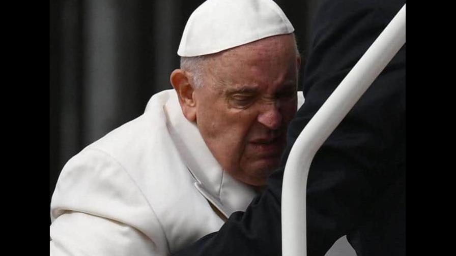 El papa sufre una bronquitis y puede recibir el alta en los próximos días El papa sufre una bronquitis y puede recibir el alta en los próximos días