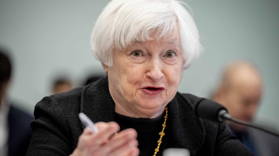 Yellen ve necesario examinar la desregulación de los bancos hecha en EEUU