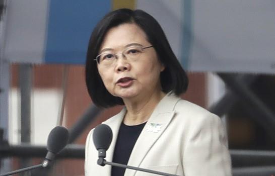 China promete responder si líder taiwanesa se reúne con speaker de la Cámara de EE.UU.
