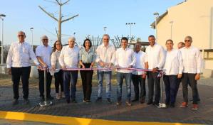 Gobierno inaugura primera etapa de saneamiento del arroyo Gurabo