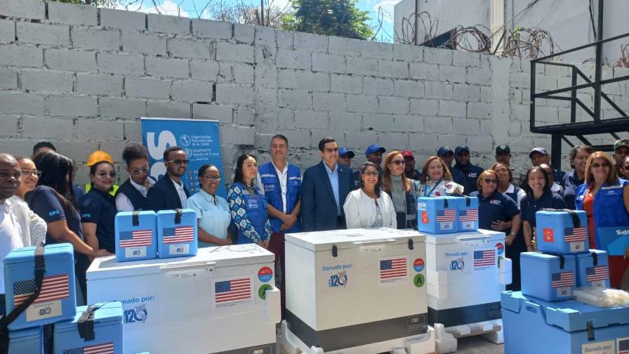 Salud Pública recibe 160 refrigeradores para mantener cadena de frío en las vacunas