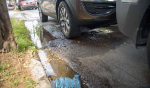 Solicitan a la Caasd corregir fuga de agua en sector Evaristo Morales