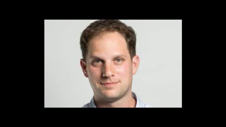 Blinken reclama a Lavrov la liberación inmediata del periodista del Wall Street Journal