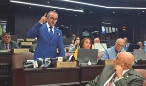 Diputado Sergio Moya: "No existir&aacute; alguien que pruebe que le haya solicitado dinero"
