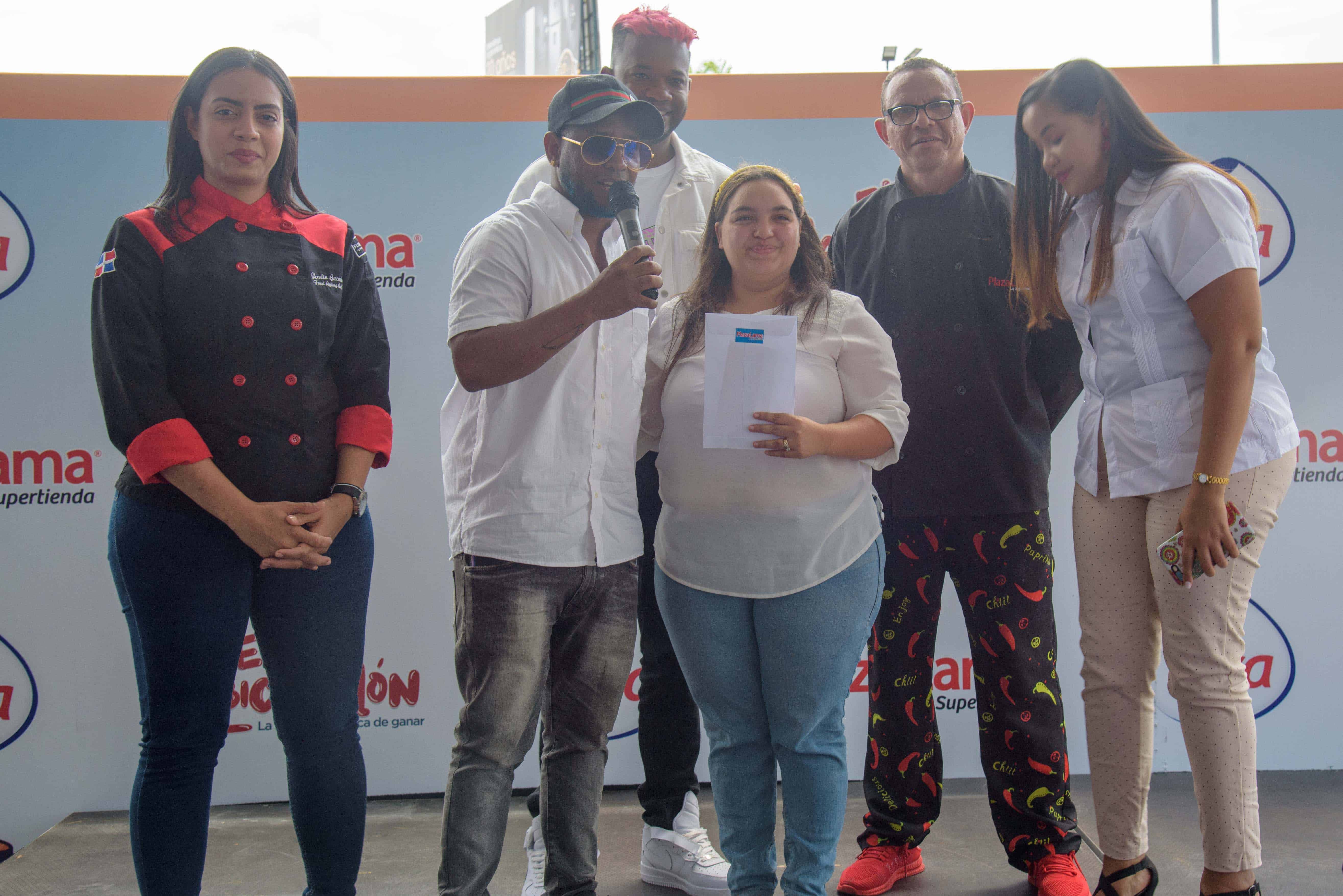 Los ganadores fueron Bersoly Carrasco, Kirci Díaz y Porfirio Sabino.