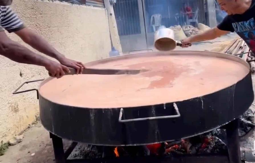 Comunidad de Puerto Plata prepara “habichuelas con dulce más grande” de la provincia