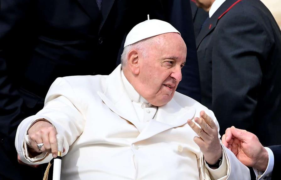 El papa Francisco saldrá del hospital este sábado, según el Vaticano