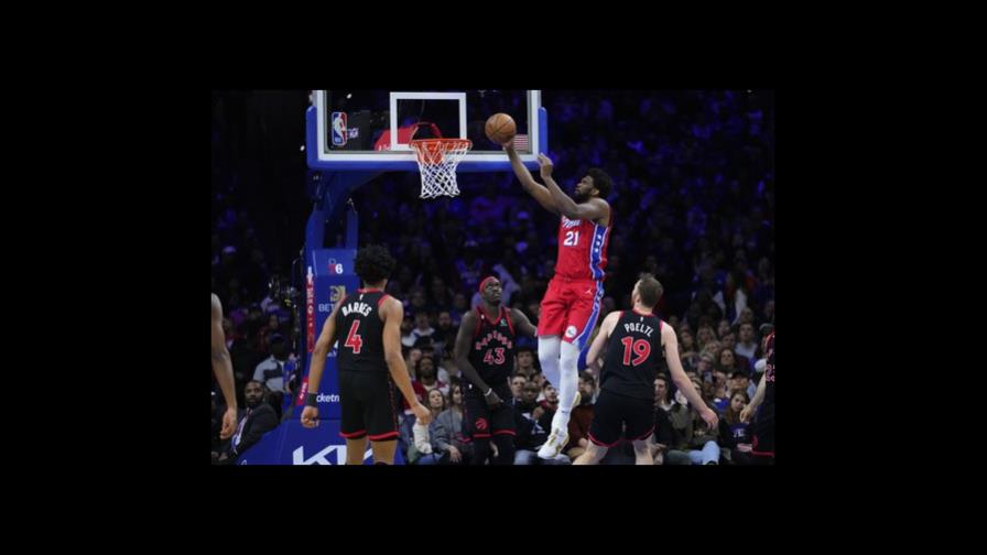Harden y Embiid dan triunfo a Sixers ante Raptors