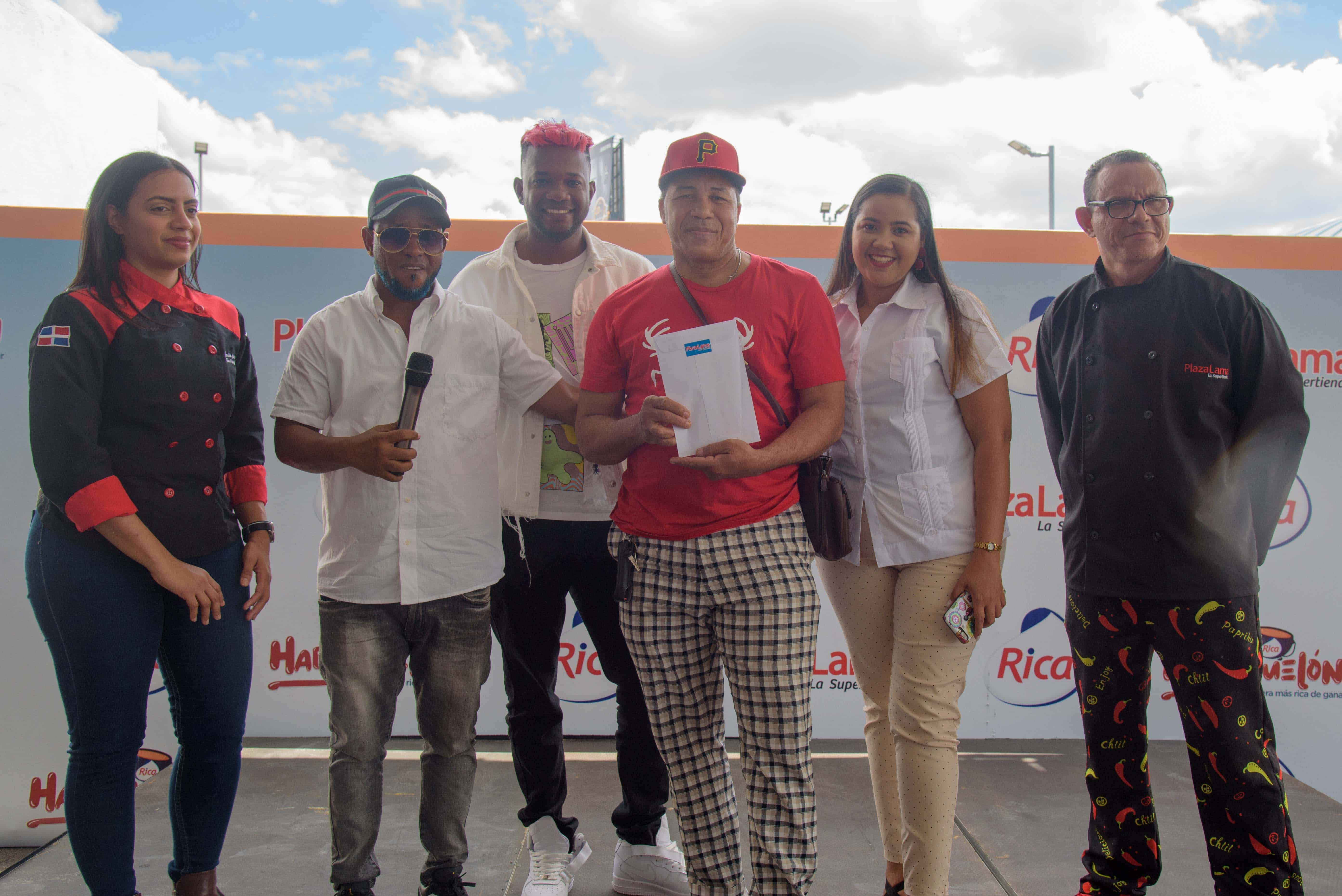 Los ganadores fueron Bersoly Carrasco, Kirci Díaz y Porfirio Sabino.