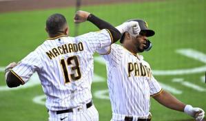 Bogaerts pega jonrón y Padres doblegan a Rockies