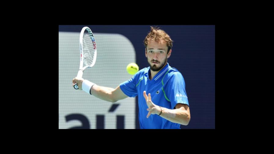 Medvedev gana el Master de Miami, su cuarto título del año