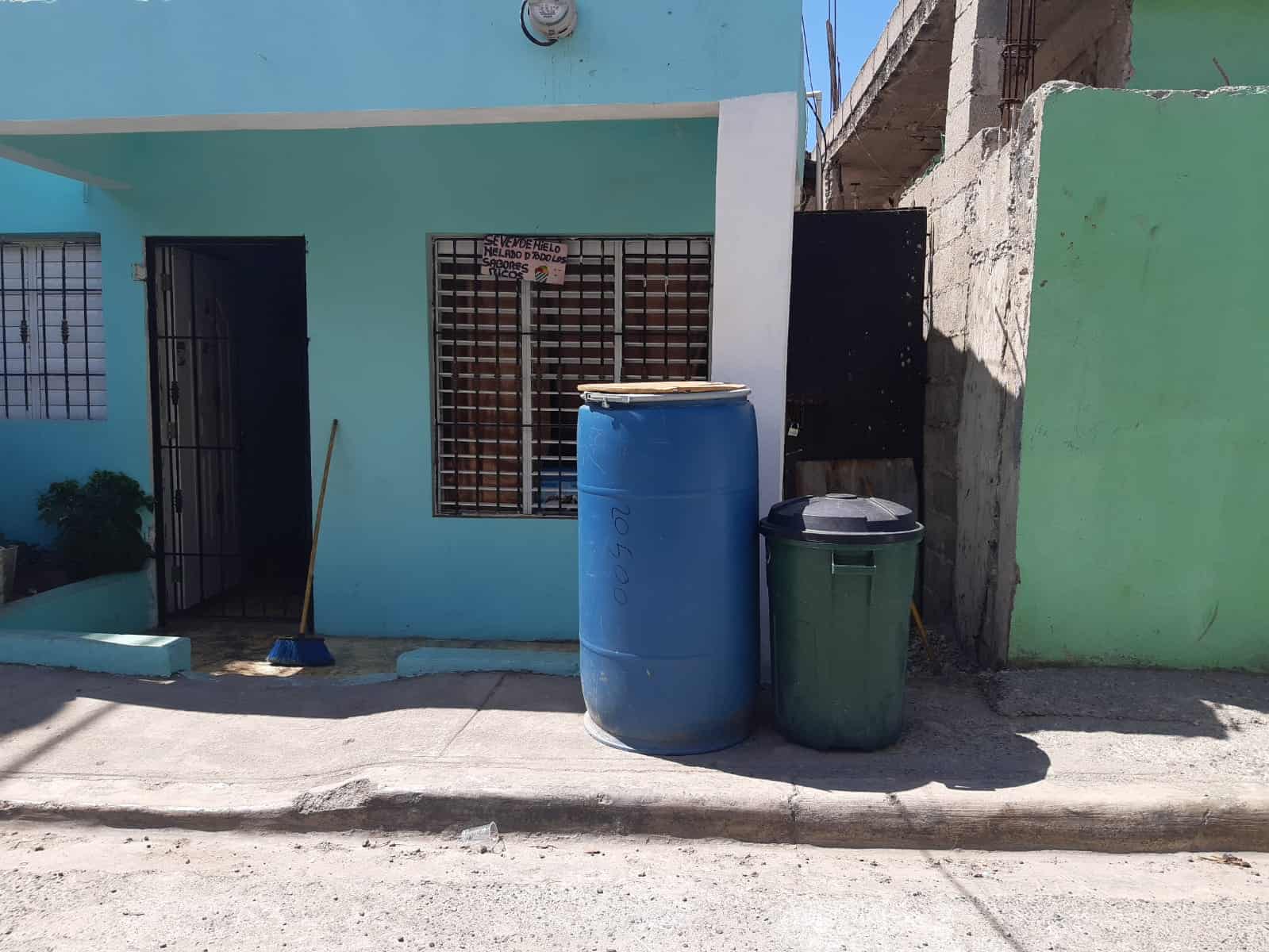 La escasez de agua es en diversos sectores del Gran Santo Domingo