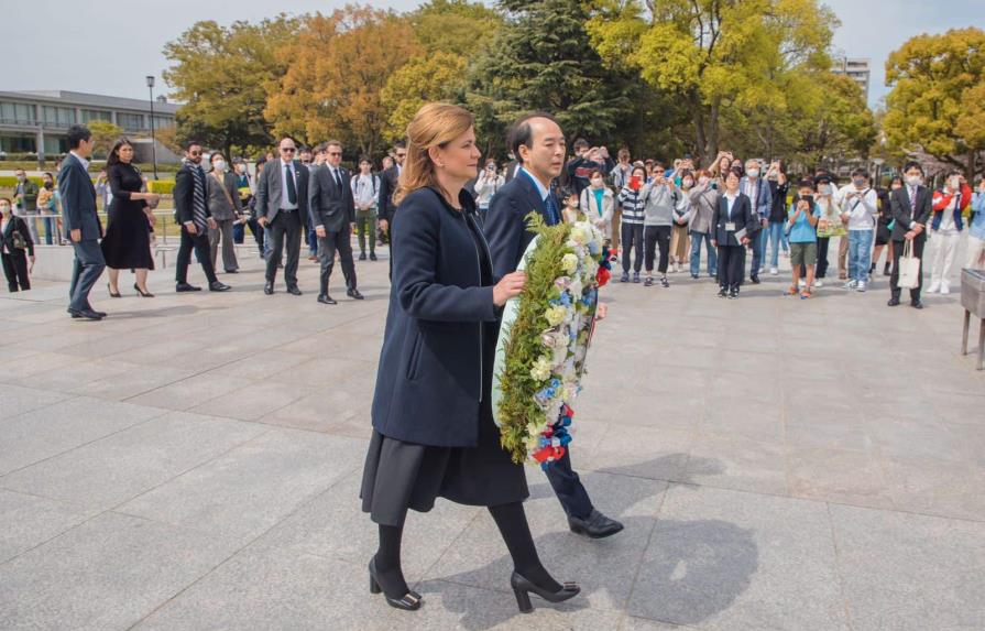 Vicepresidenta rinde tributo a caídos por bomba atómica en Hiroshima