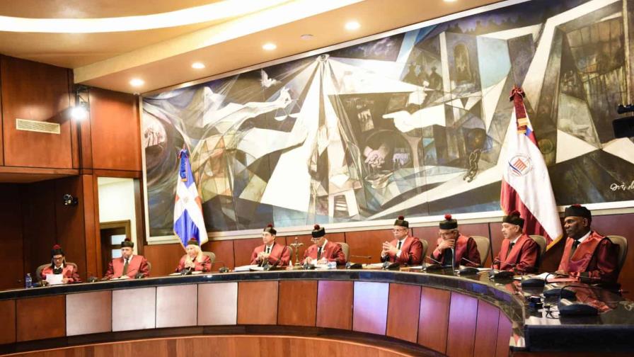 Alegan es inconstitucional resolución que da seguridad social a trabajadoras domésticas