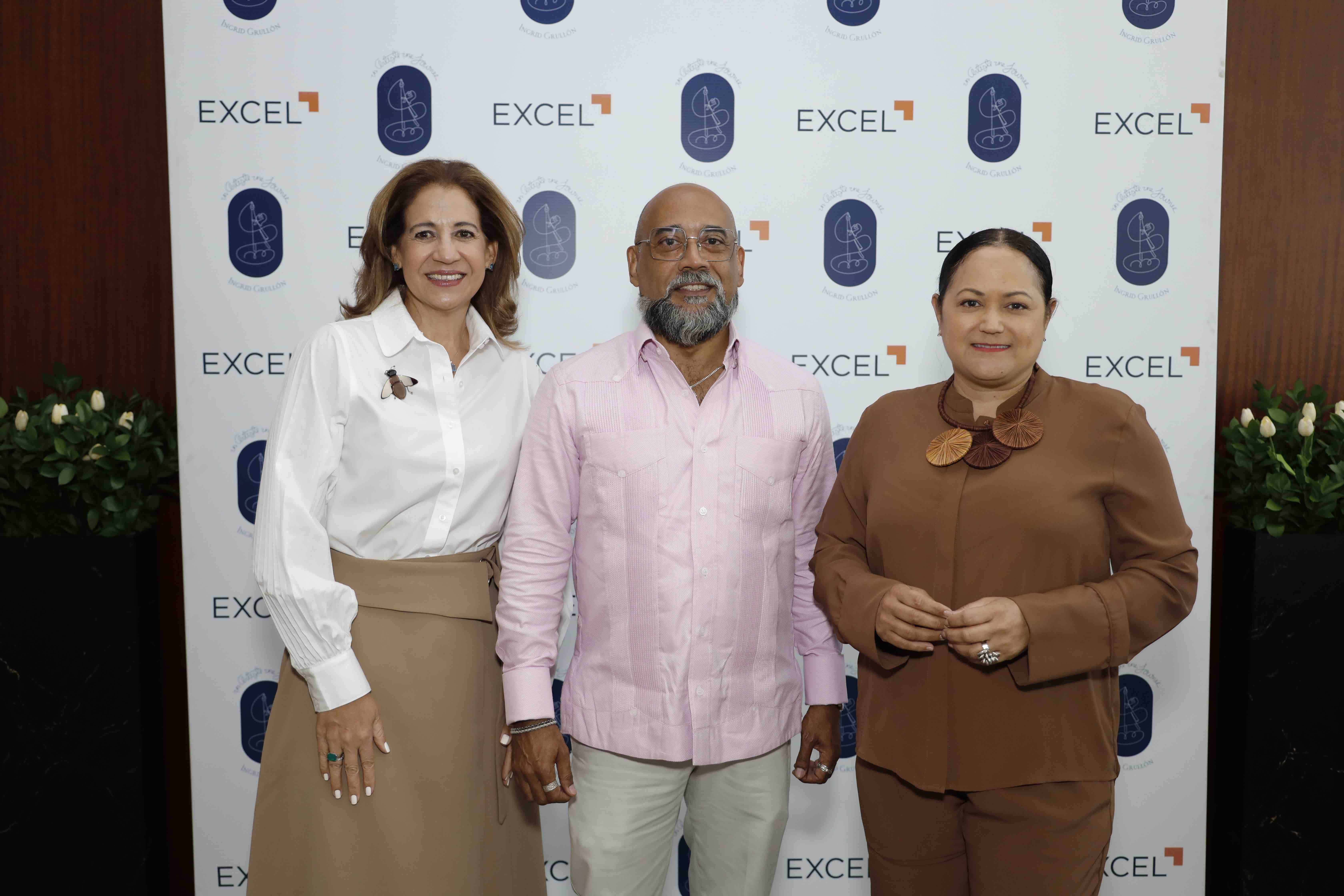 Mercedes Capellán, Henry Mercdes y Sara Hermán.