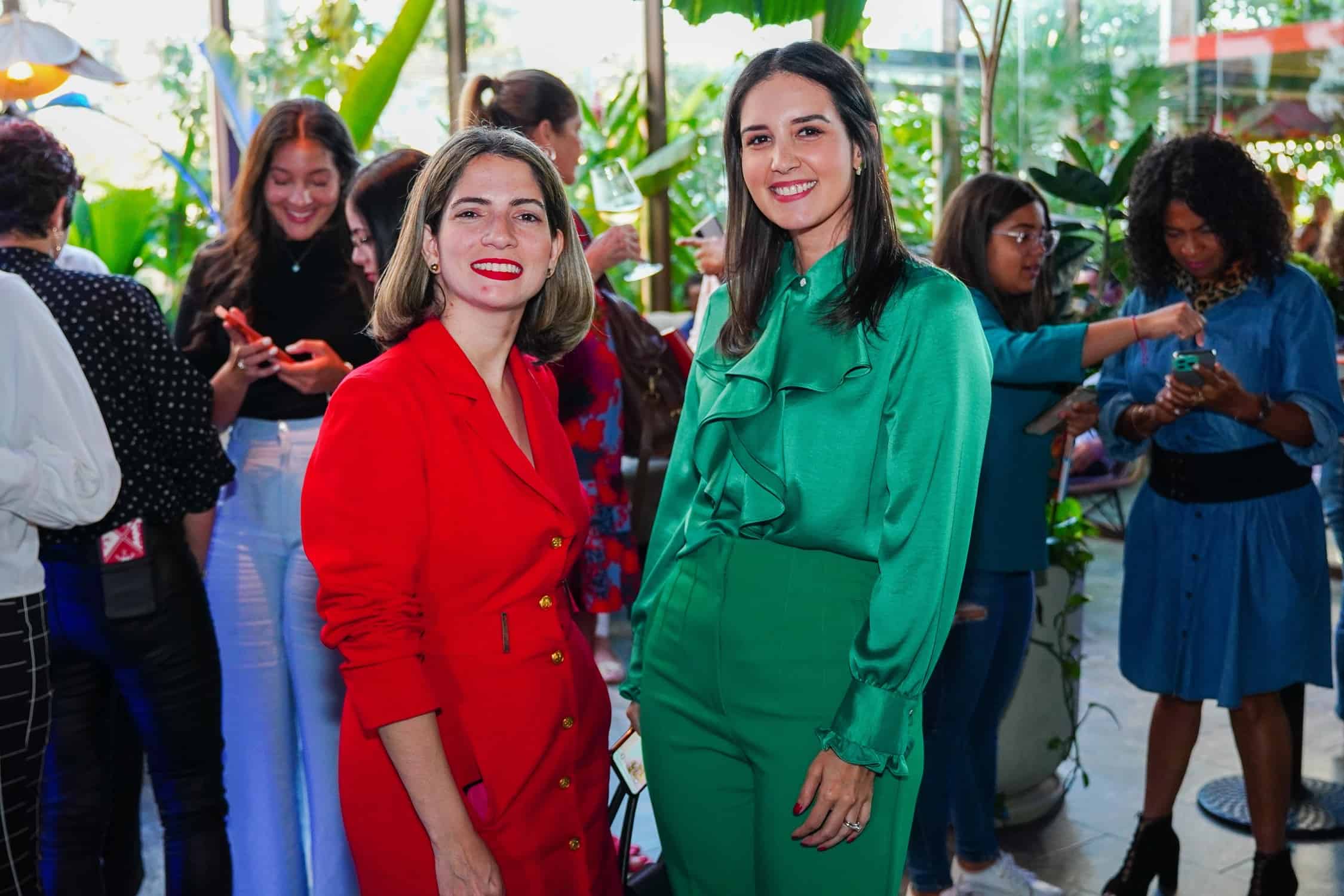 Nicole Rizek y Jessica Hasbún.