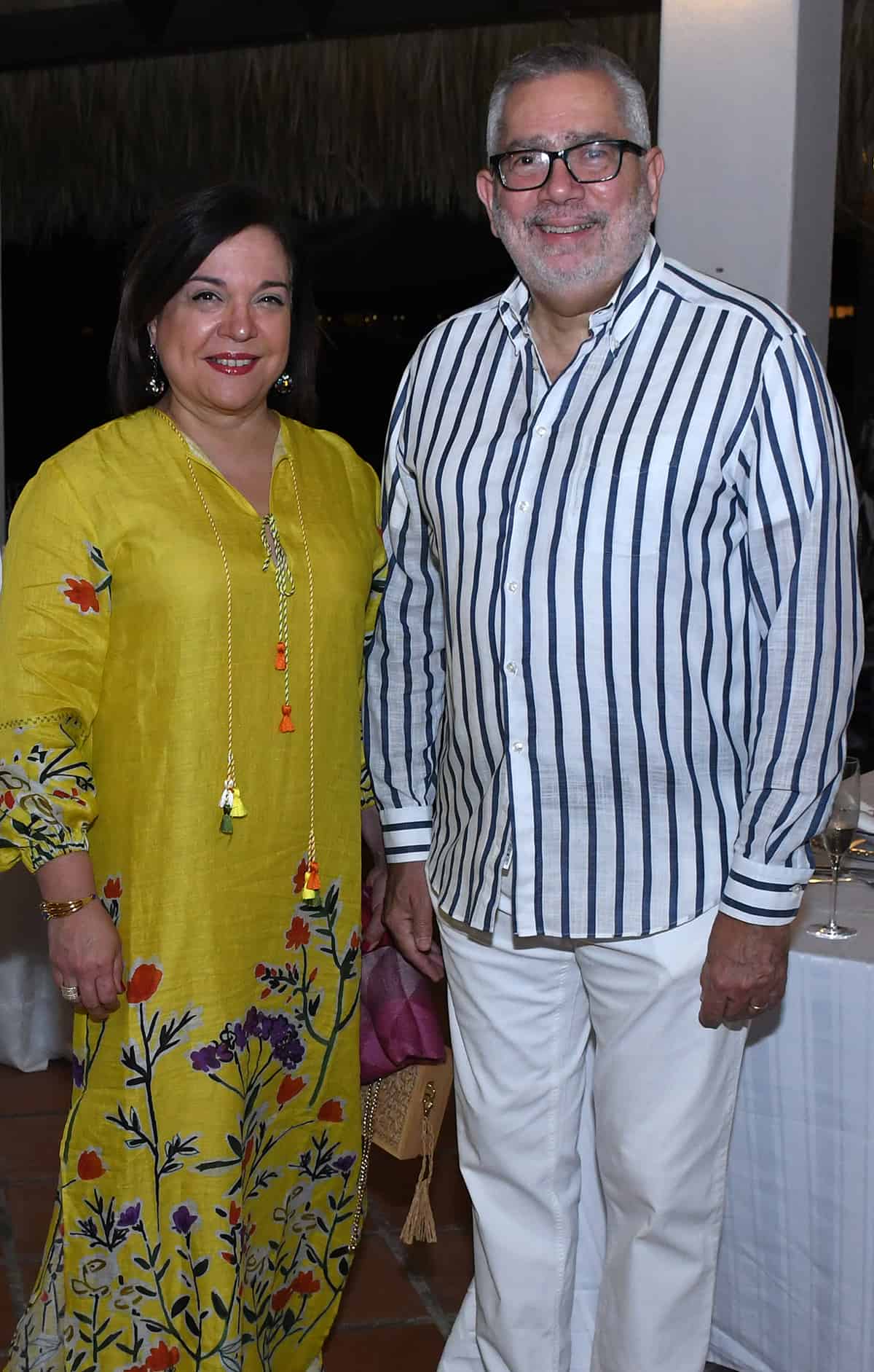 Fabiola Herrera de Valdez y Enríquez Valdez.