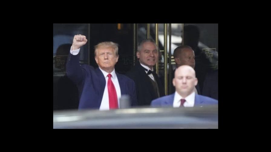 Trump se declara inocente de 34 delitos graves relacionados con pagos a actriz porno