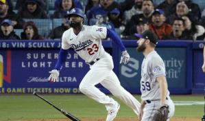Los Dodgers encadenan siete en el quinto y superan a Rockies 13-4