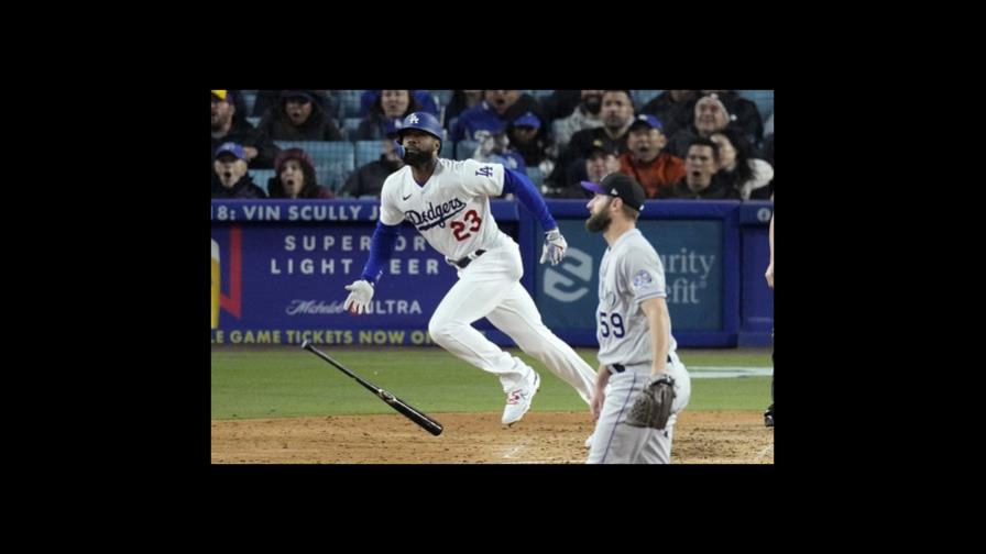 Los Dodgers encadenan siete en el quinto y superan a Rockies 13-4 Los Dodgers encadenan siete en el quinto y superan a Rockies 13-4