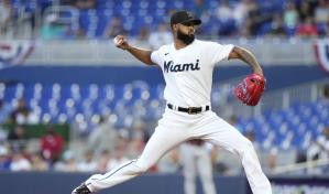 Video | Sandy Alcántara logra su primera blanqueada de la temporada