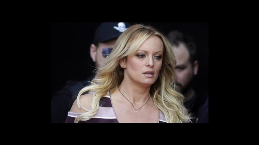 Ordenan a Stormy Daniels pagar más de US$120,000 en gastos legales de Trump