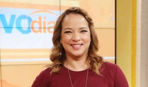 La presentadora de televisión Adamari López sale de Telemundo